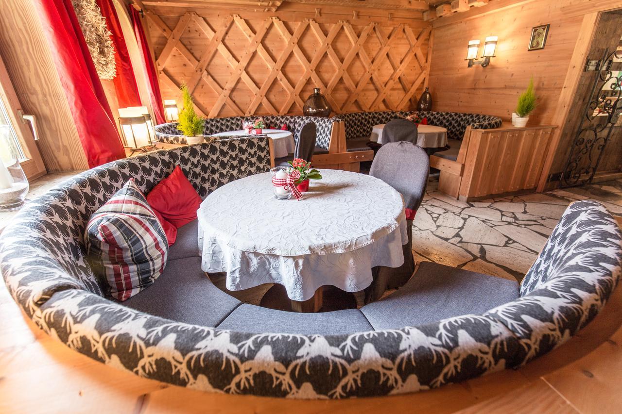 Hotel Waldblick โบเดนไมส์ ภายนอก รูปภาพ